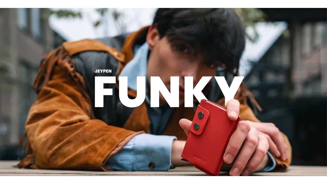 کیف پول لاکچری پولاریس مدل پوستر