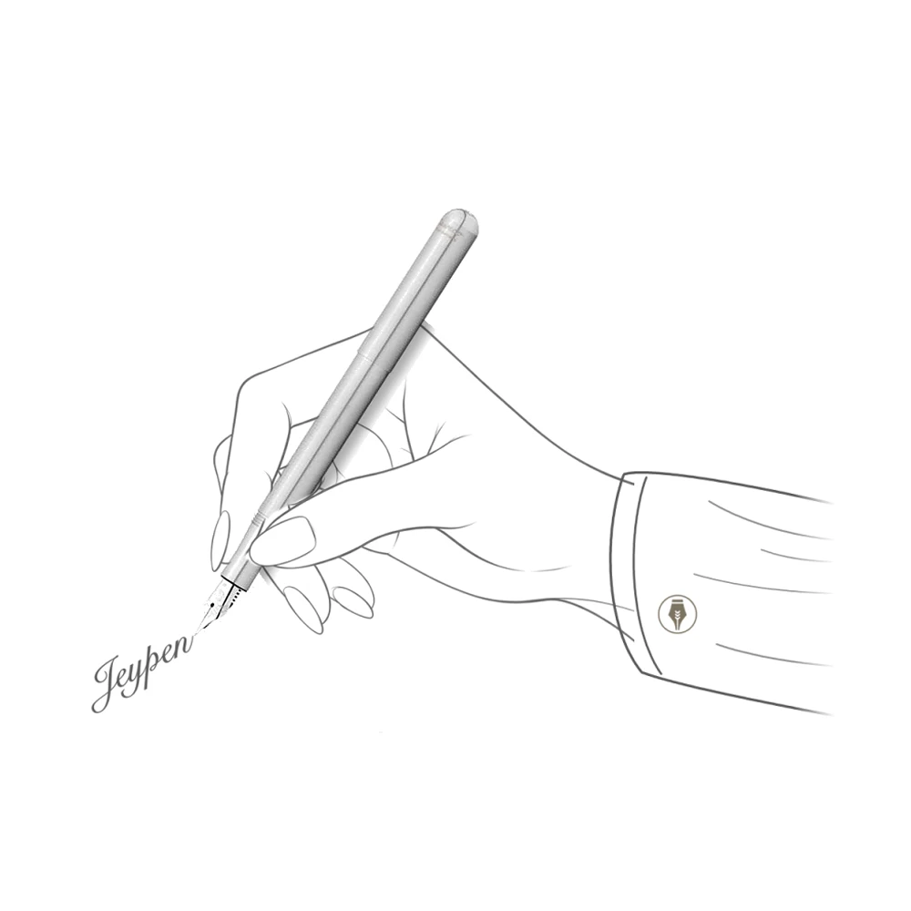 خودنویس کاوکو مدل لی لی پوت رنگ استیل در دست خانم